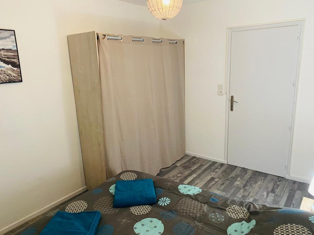 Studio 40M2 Plein Pied Avec Parking Jussac Экстерьер фото